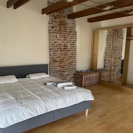Spacious Two Story In The Center Of Historic Old Town Apartman Tallinn
